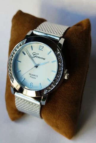 Venta Reloj Geneva Carrefour En Stock