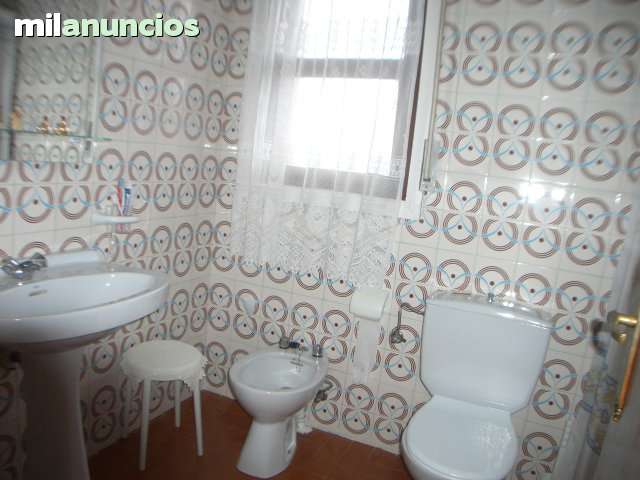 MIL ANUNCIOS.COM - Piso con terreno y garaje en Aguera de Montija