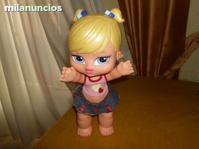 muñecas bratz bebes