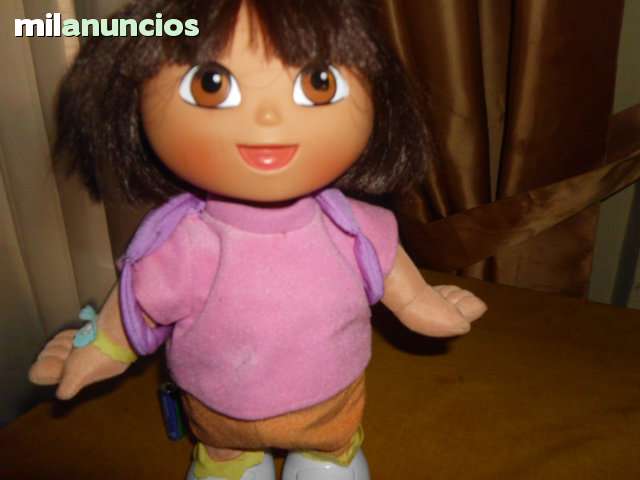 muñeca dora la exploradora fisher price