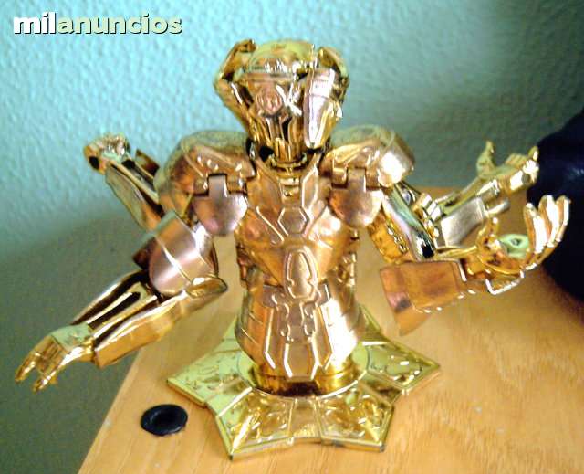 muñecos caballeros del zodiaco bandai