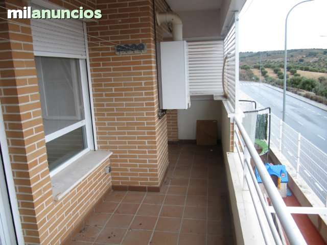 MIL ANUNCIOS.COM - Urb. tres culturas DR. FLEMING, 1 en Toledo