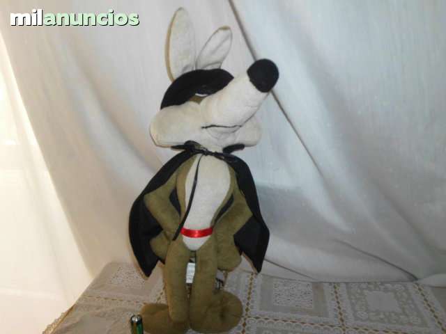peluche coyote looney tunes