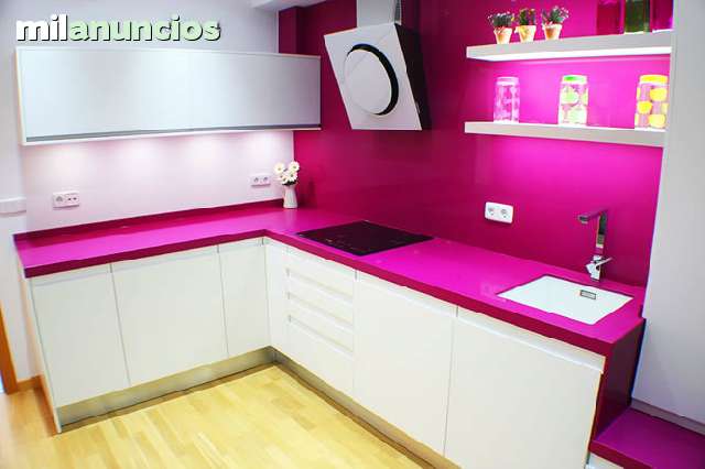 MIL ANUNCIOS.COM - Se montan tiras de led en cocinas