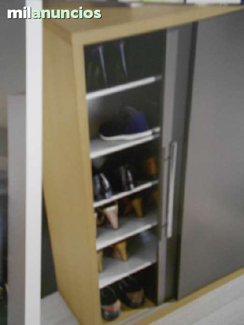 MIL ANUNCIOS.COM - Zapatero con puertas correderas.