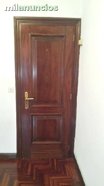 MIL ANUNCIOS.COM - Oportunidad puertas madera macizas.