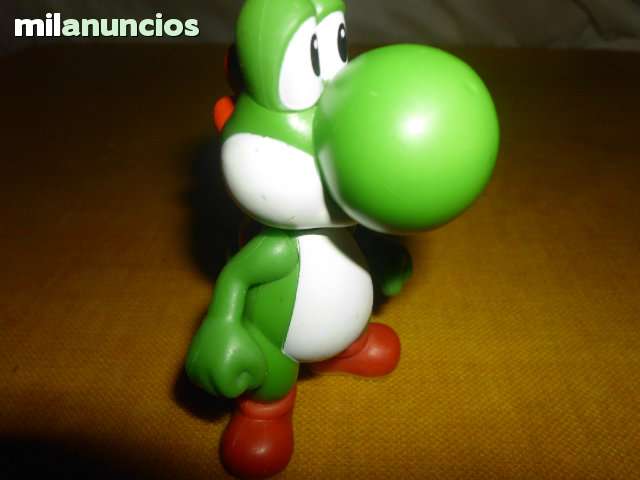muñecos de yoshi