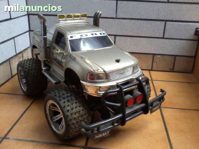 4x4 teledirigido