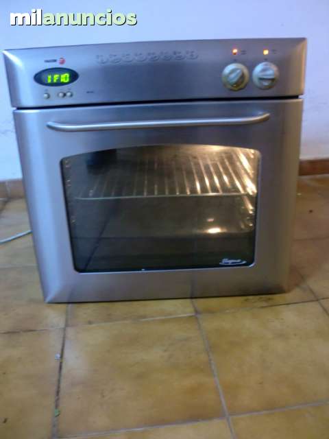 Milanuncios - FAGOR Horno plateado!!!