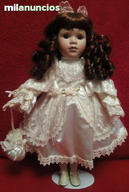 muñeca de porcelana antigua precio