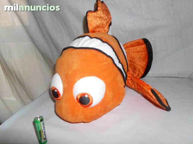 peluche nemo