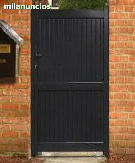 MIL ANUNCIOS.COM - Puerta de garaje abatible de aluminio