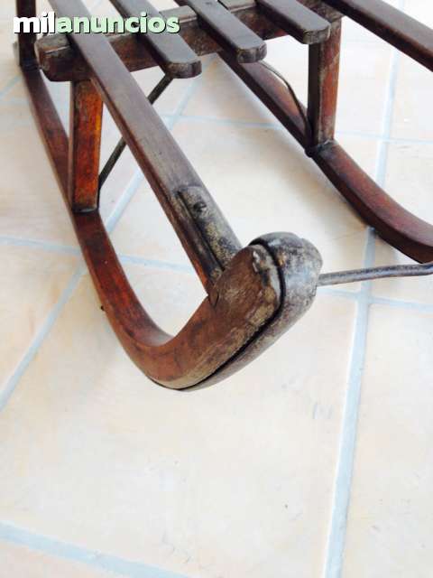 MIL ANUNCIOS.COM - Trineo De Madera Antiguo