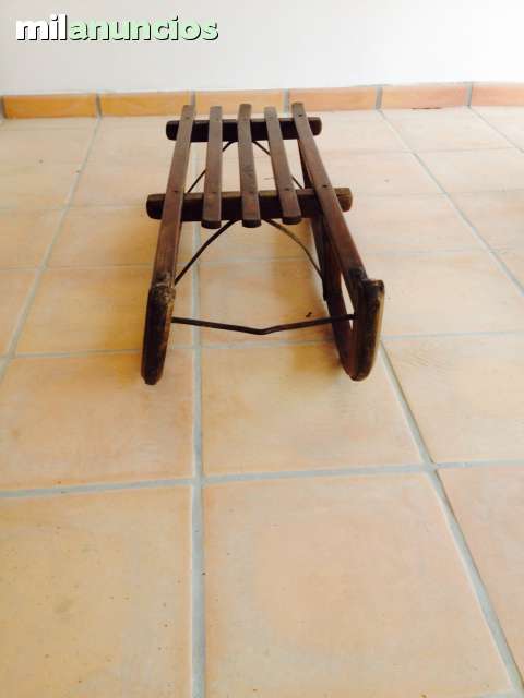 MIL ANUNCIOS.COM - Trineo De Madera Antiguo