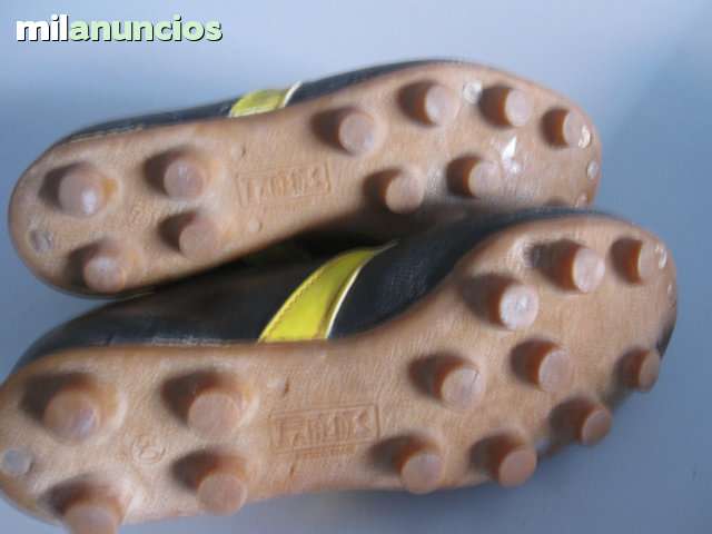 botas futbol antiguas
