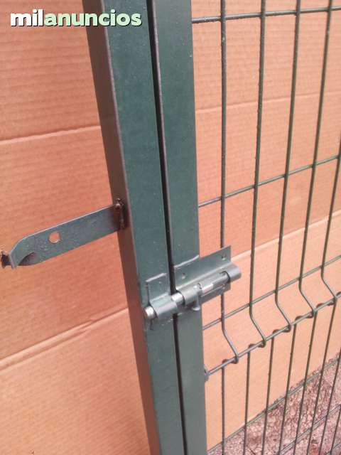 MIL ANUNCIOS.COM - Puerta hierro para jardín nueva