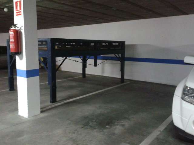 MIL ANUNCIOS.COM - Plaza de garaje en dos hermanas AVDA. ANDALUCIA en