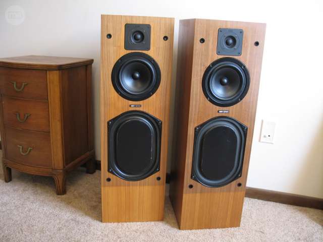 kef c series c80