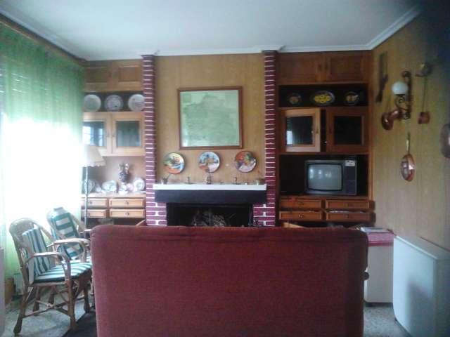 MIL ANUNCIOS.COM - Casa con Terreno en A Pobra de Trives