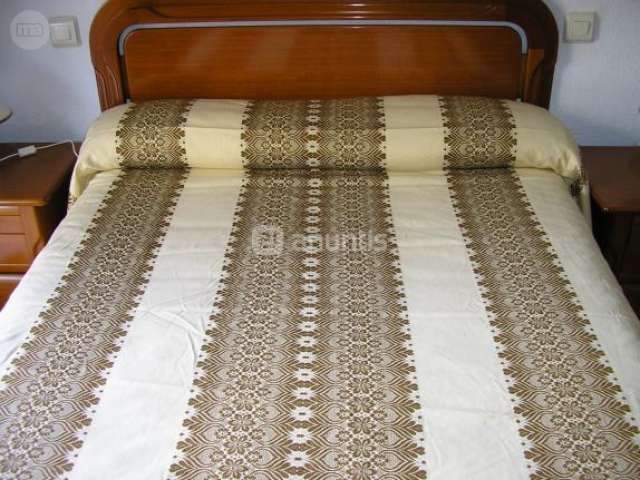 MIL ANUNCIOS.COM Colcha de Segunda mano y anuncios MIL ANUNCIOS.COM Colcha de cuadros 1,50x2,30cm.