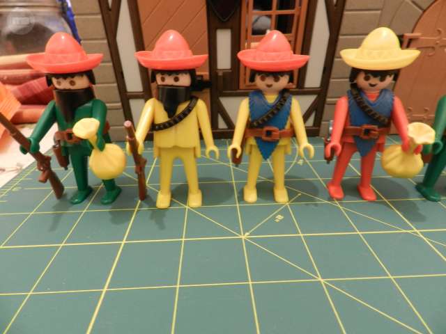 playmobil bandidos