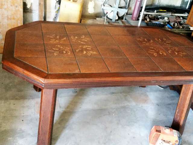 MIL ANUNCIOS.COM - Mesas de roble y ceramica antigua