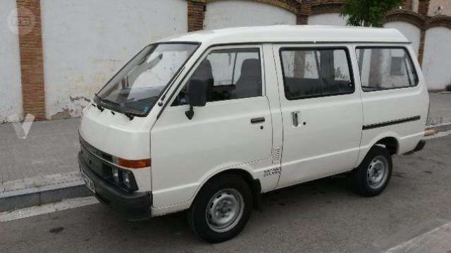 Поколения nissan vanette