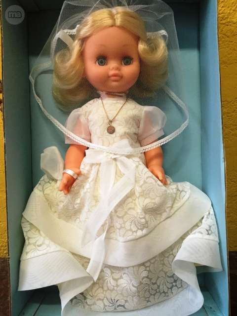muñeca primera comunion