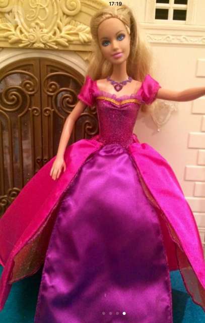 barbie de vestidos