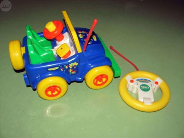 coche teledirigido bebe