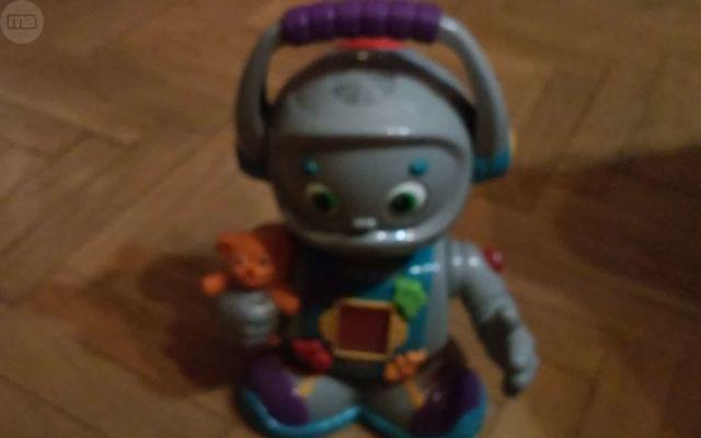 robot interactivo fisher price