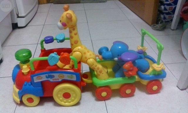 tren fisher price precio