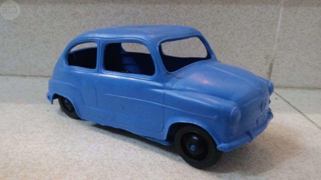 seat 600 juguete