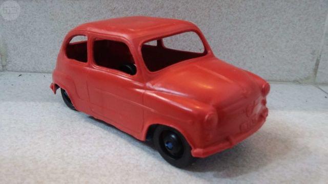seat 600 juguete