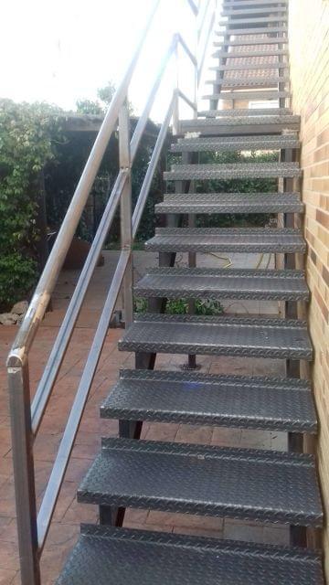 MIL ANUNCIOS.COM - Escaleras de hierro