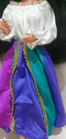 barbie esmeralda jorobado