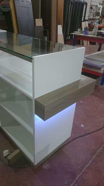 MIL ANUNCIOS.COM - Mostrador con iluminación LED
