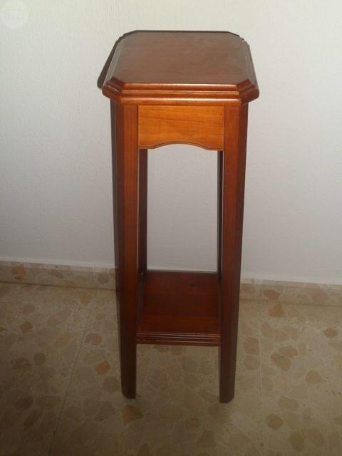 MIL ANUNCIOS.COM - Pedestal de madera