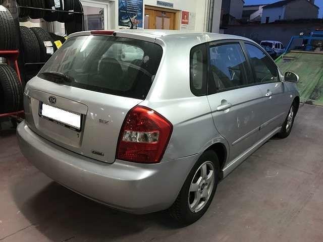 Kia cerato crdi