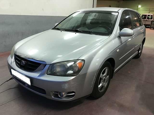 Kia cerato 2004 хэтчбек