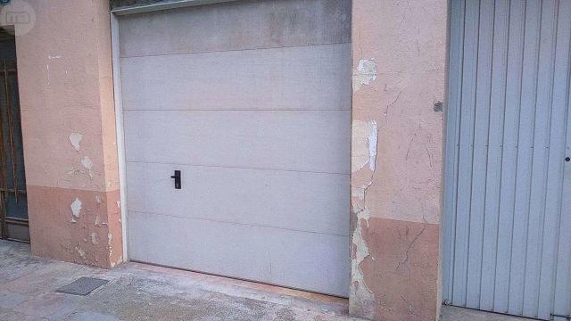 MIL ANUNCIOS.COM - Puerta Garaje l blanca Gofrada 250x220