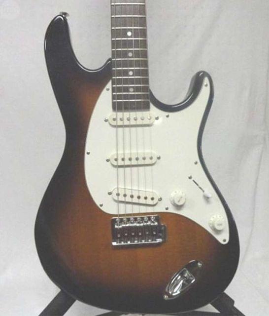 MIL ANUNCIOS.COM - Golpeador pickguard tipo stratocaster
