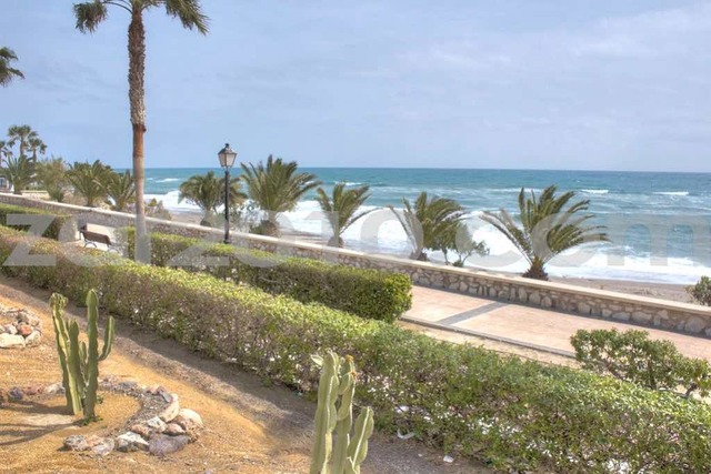 MIL ANUNCIOS.COM - Parcela en primera línea, Mojácar Playa Paseo del Mediterráneo en Mojacar