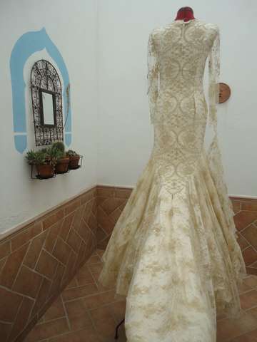 Milanuncios - Vestido d novia de chantilly Milanuncios - Vestido d novia de chantilly