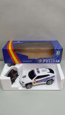 coche teledirigido policia