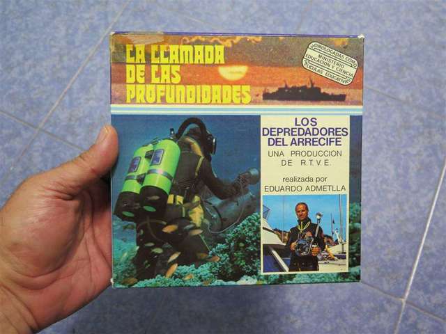 Lote de 6 sobres. LOS DEPREDADORES DE LA NOCHE.