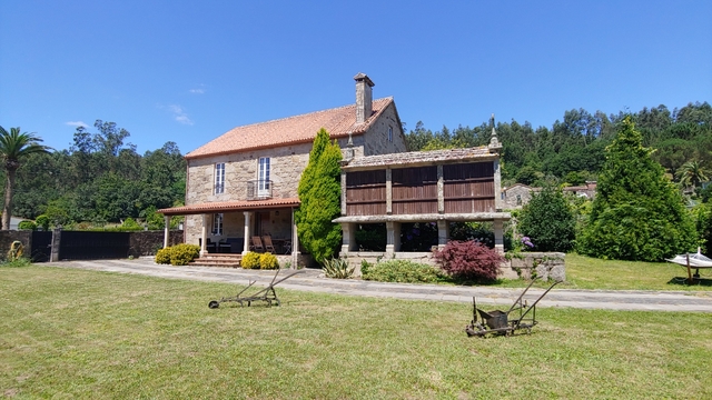 MIL ANUNCIOS.COM - Magnífica casa de piedra cerca de Santiago en