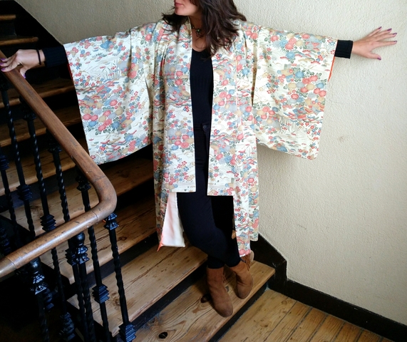 MIL ANUNCIOS.COM Kimono Segunda mano y anuncios clasificados Kimono Zara de segunda mano en la provincia de Vizcaya en