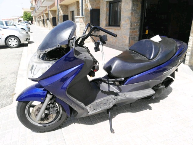 Suzuki burgman 150