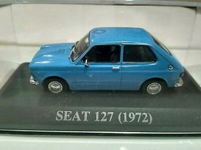 SEAT 127 1972 AZUL 1:43